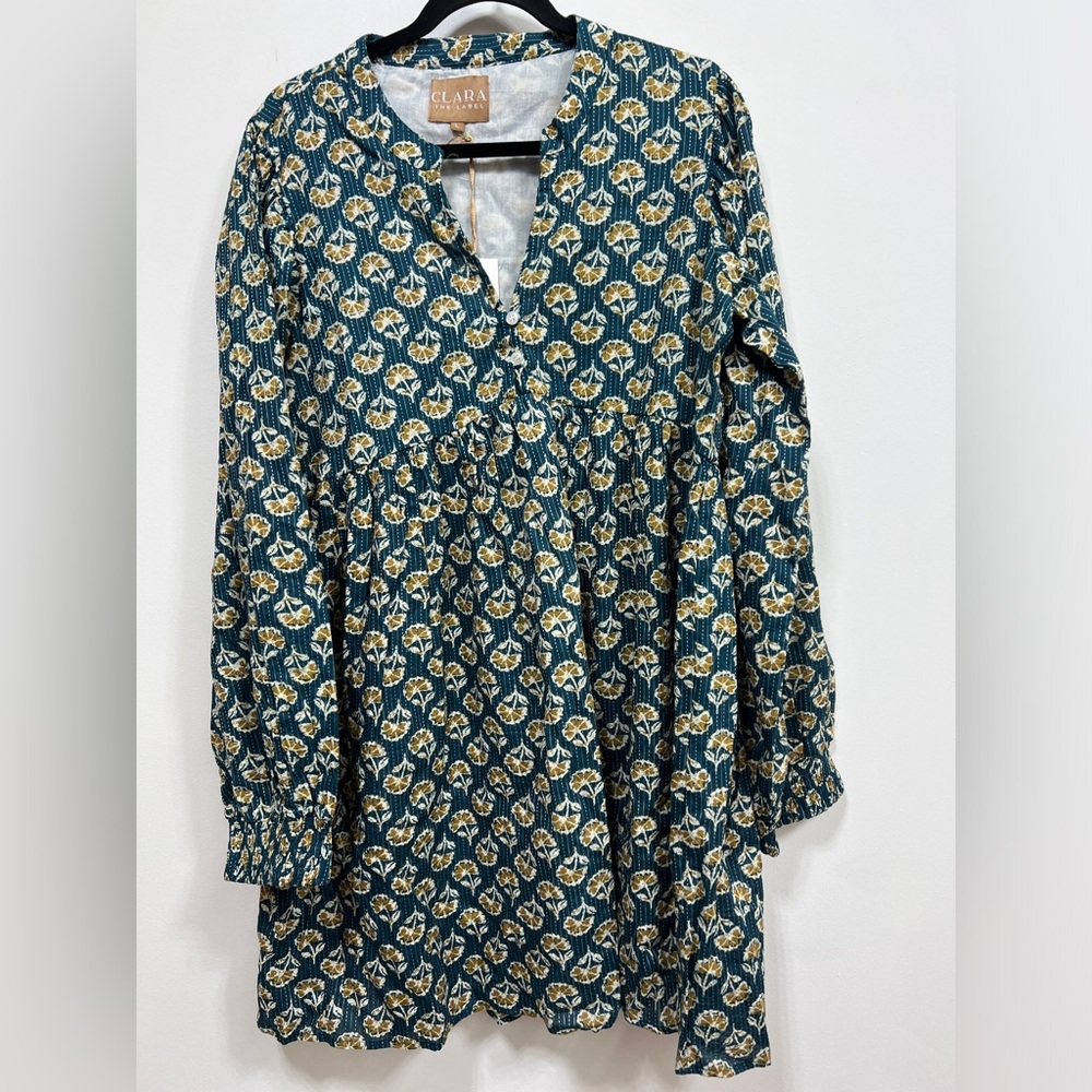Victoria Dunn Clara the Label NWT mini, size large.